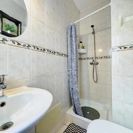 Apartman Room-4-you A 5minutos A Pe Da *